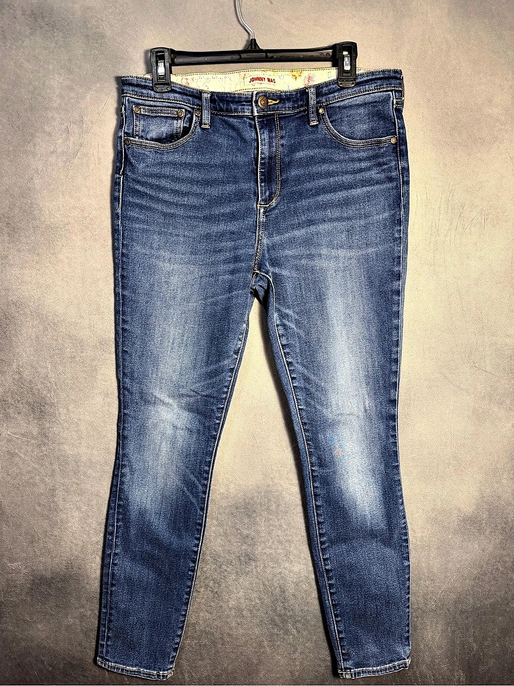 JOHNNY WAS Skinny Jeans in Blue